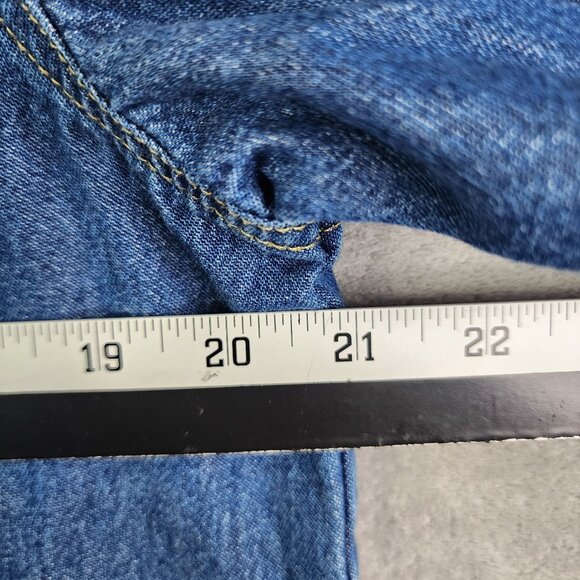 Womens Blue Denim Shirt Sag Harbor Sport Embroidered Button Up Back Yoke Size S - Picture 10 of 12